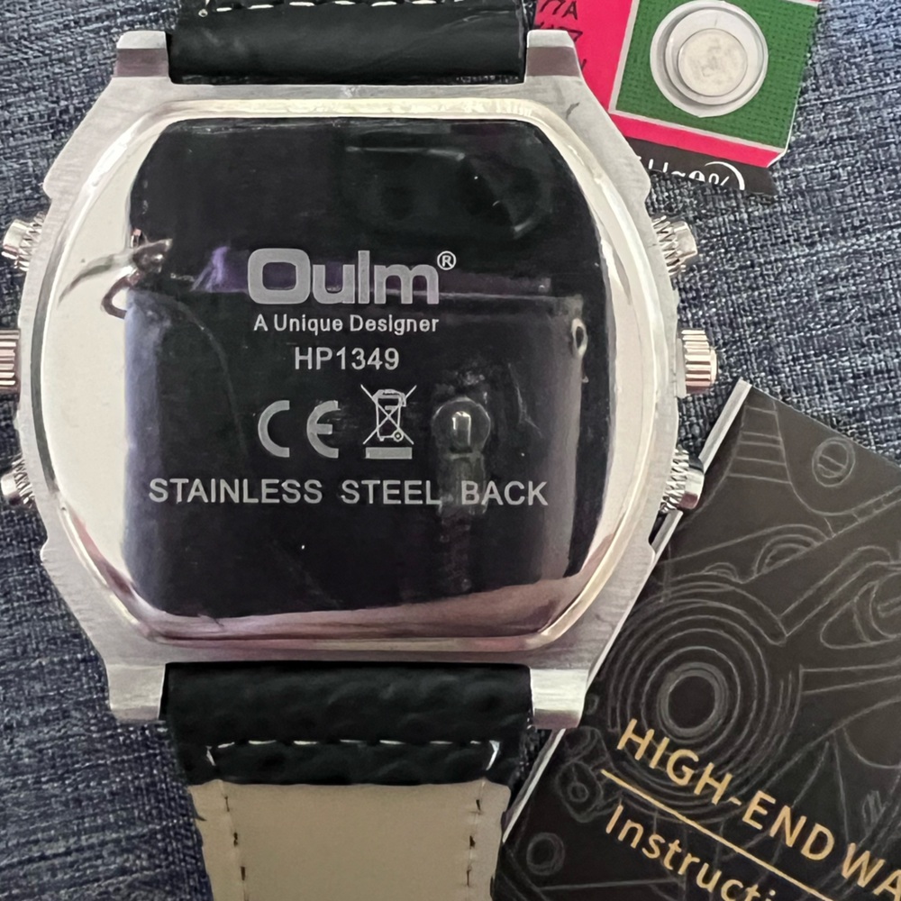 OULM Men’s Watch Silver with All Leather Strap in Black NWT FULL INCLUSION - Picture 6 of 16